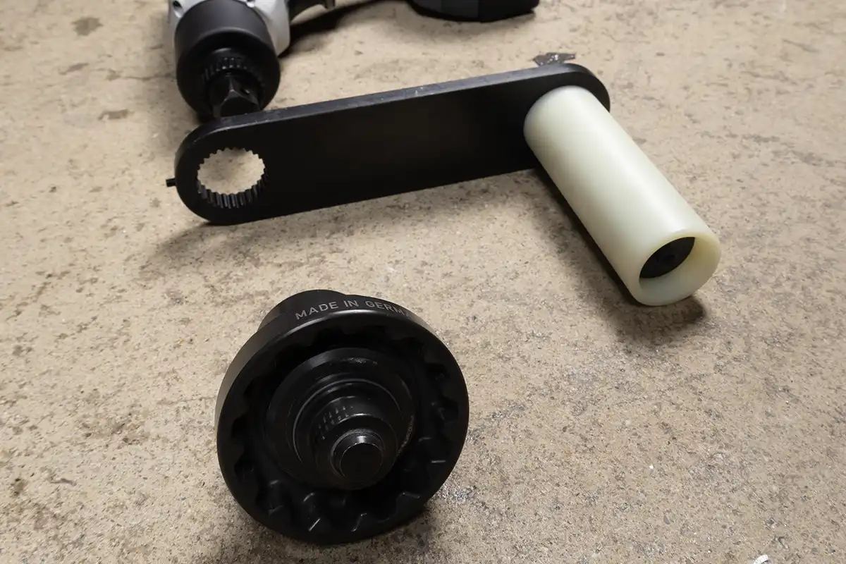 Close-up of the specialized socket used alongside the Center Lock Kit